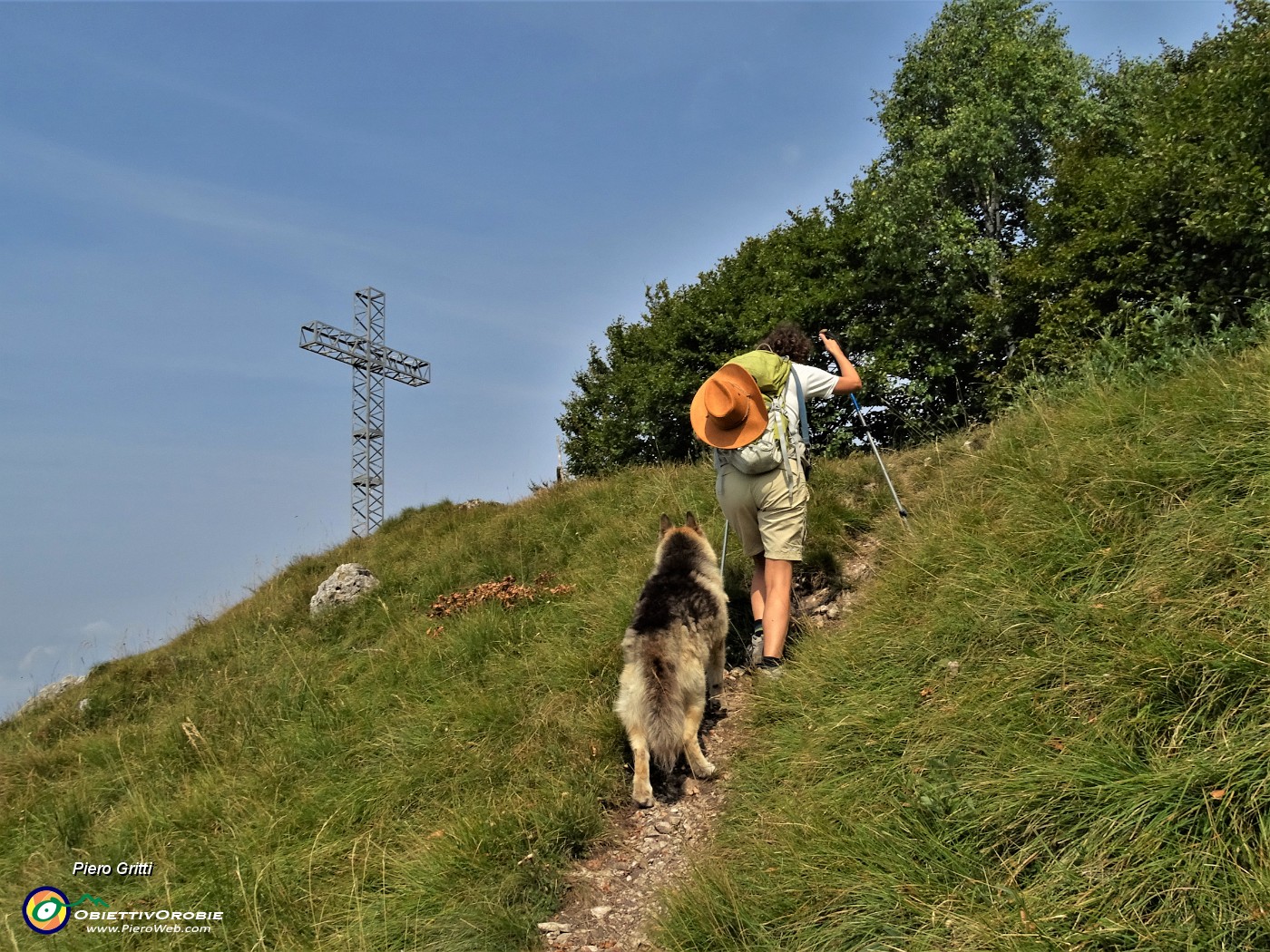 55 Ultimo strappo per cima Suchello (1541 m).JPG